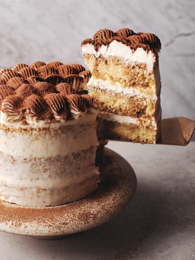 How to make: Tiramisu Layer Cake